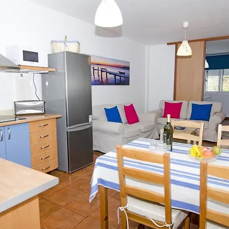 Seaside Terrace Apartment: Beach-view Retreat With Wi-fi *